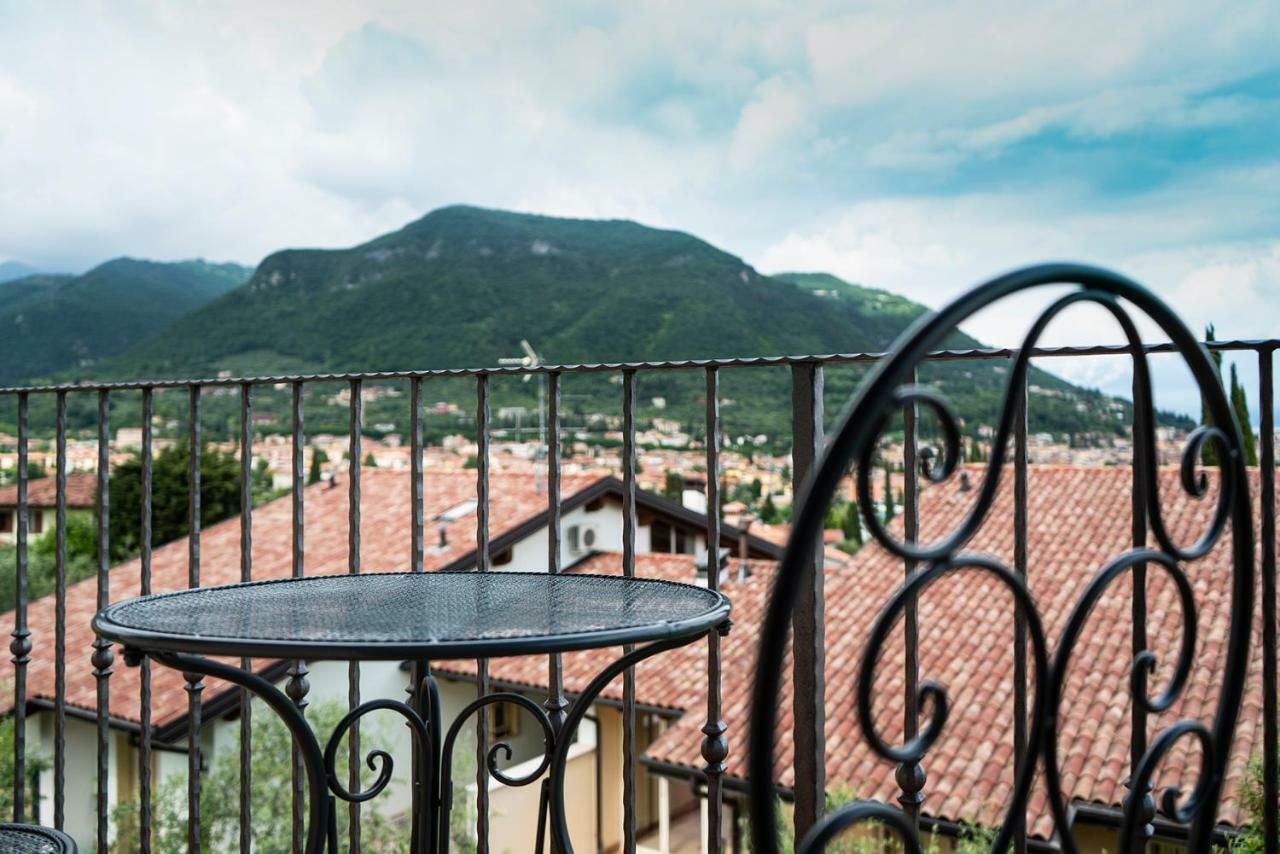 La Villa Salò Eksteriør bilde